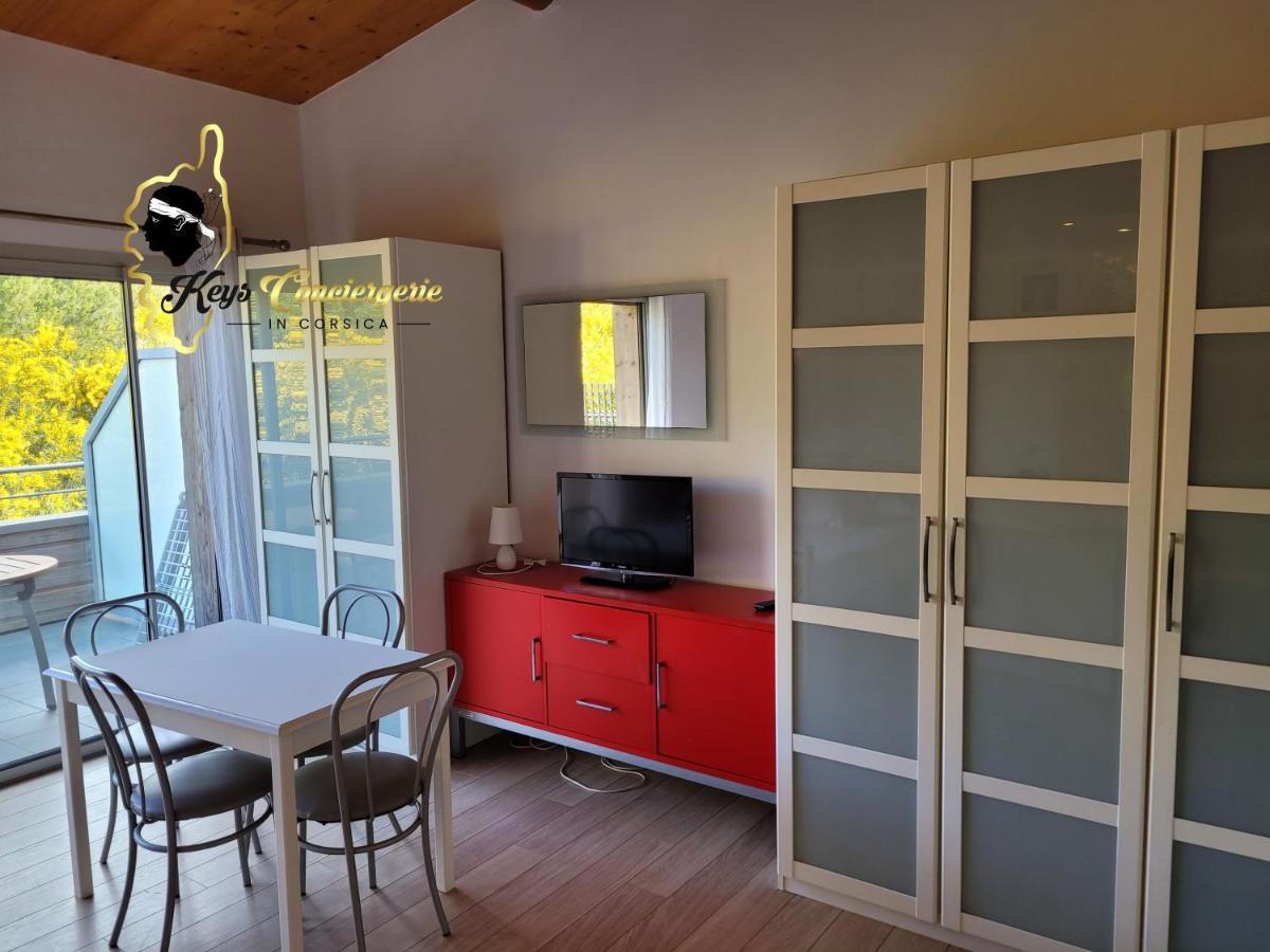 Studio 4 Pers Piscine Chauffee Acces A Pied A La Plage Santa Giulia Porto-Vecchio  Bagian luar foto